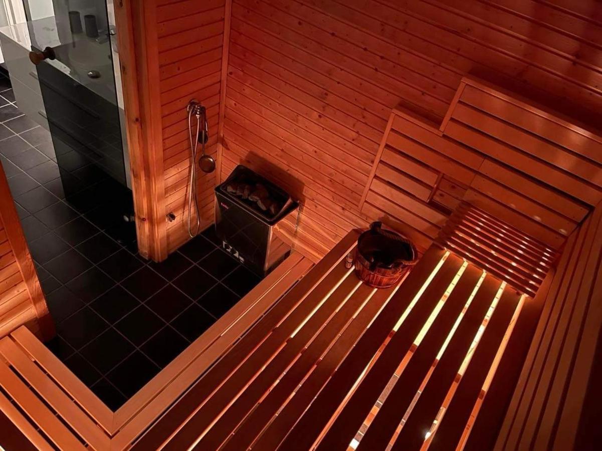 Small Cozy Apartment ทรอมโซ ภายนอก รูปภาพ